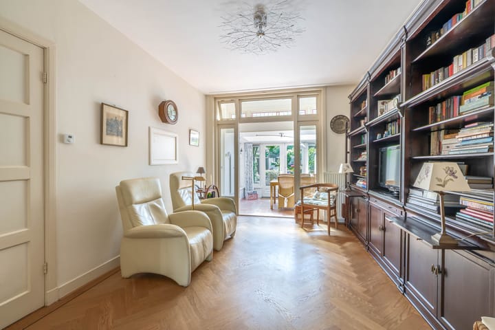 Foto 18 van Prof. Leonard Fuchslaan 14