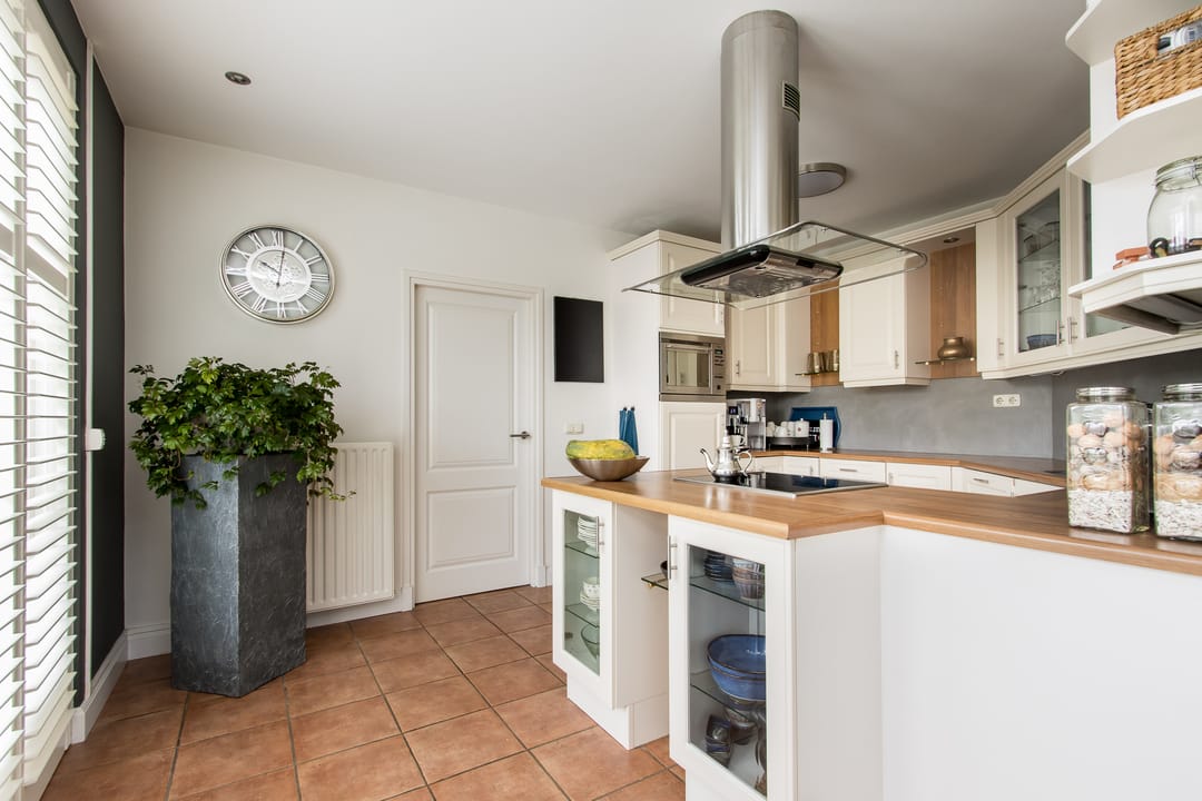 Foto 16 van Wielewaallaan 4