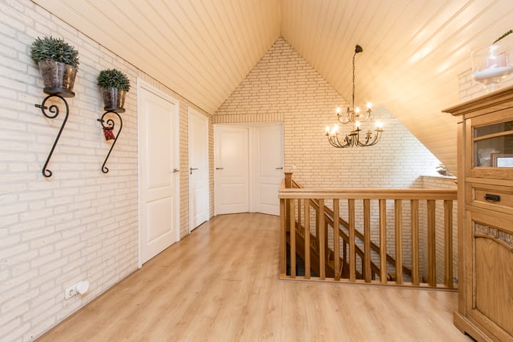 Photo 34 of Wielewaallaan 4