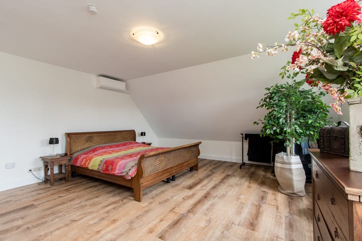 Photo 35 of Wielewaallaan 4