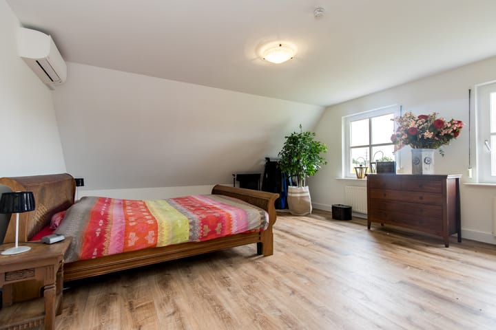 Photo 36 of Wielewaallaan 4