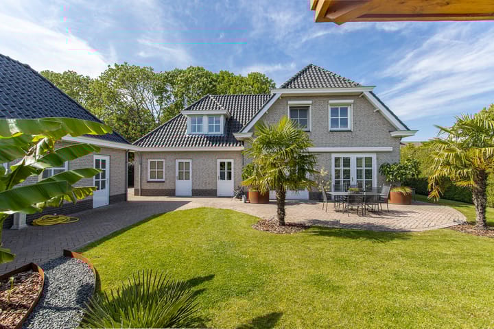 Photo 54 of Wielewaallaan 4