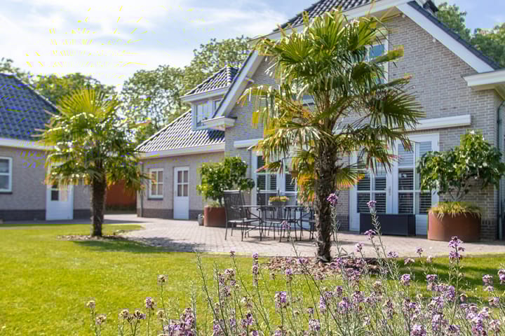 Photo 57 of Wielewaallaan 4