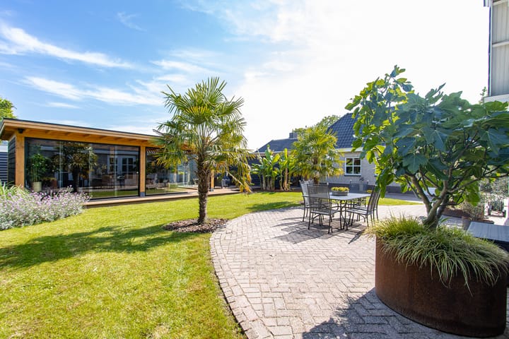 Photo 60 of Wielewaallaan 4