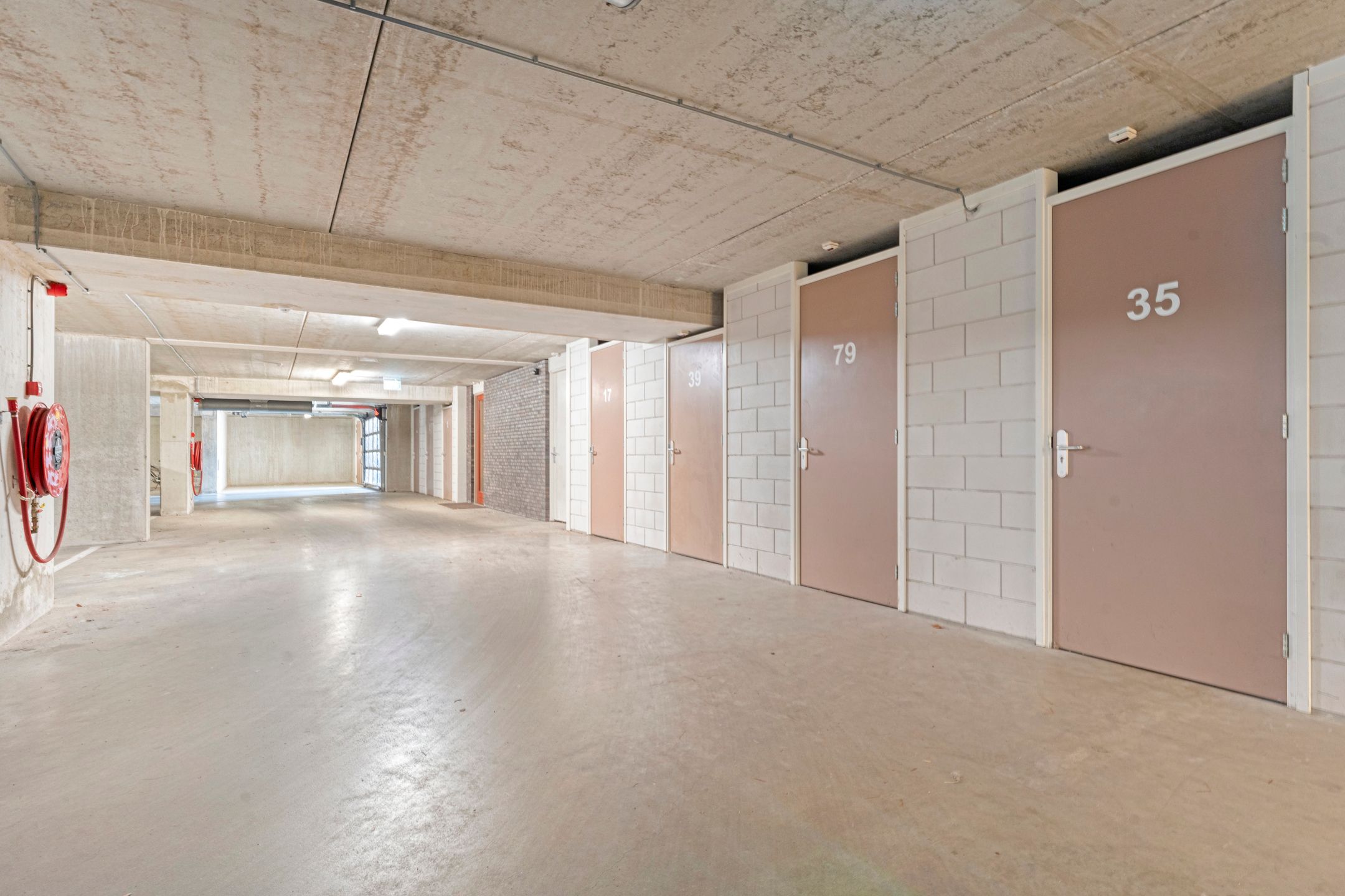 Foto 45 van Hammerstraat 35