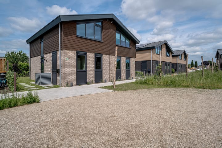 Foto 1 van IJzeroven 12