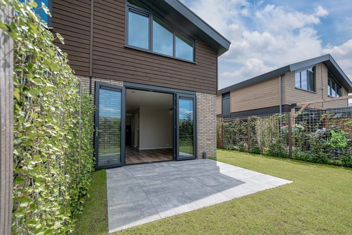 Foto 10 van IJzeroven 12