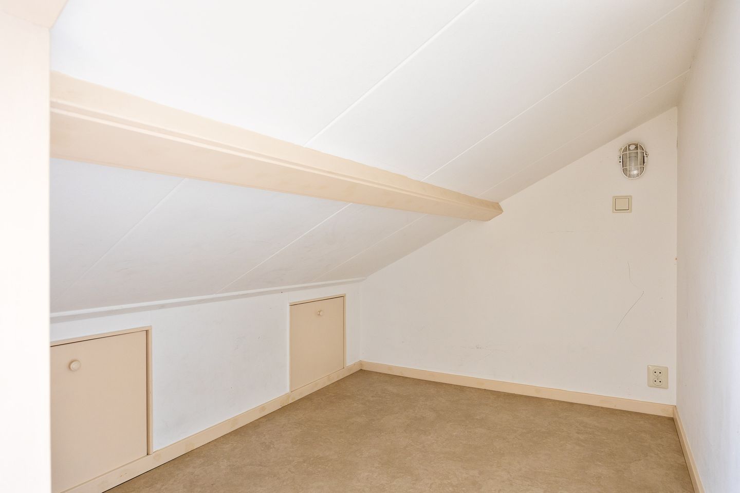 Foto 35 van Oosterstraat 16