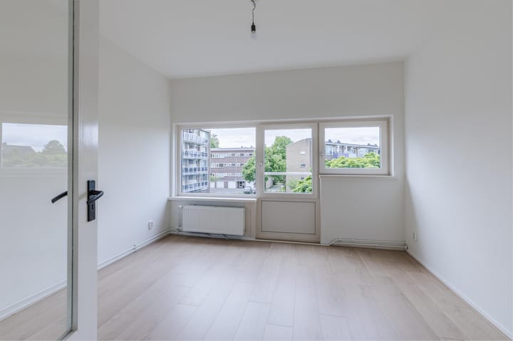 Photo 15 of Julianaplantsoen 114