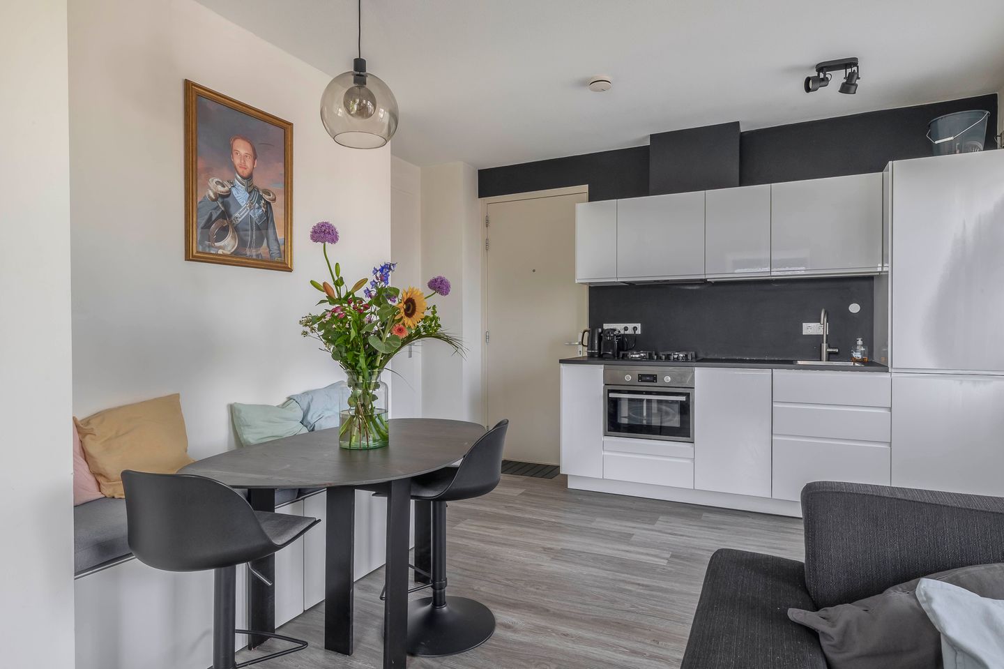 Foto 14 van Warmoesstraat 1-E