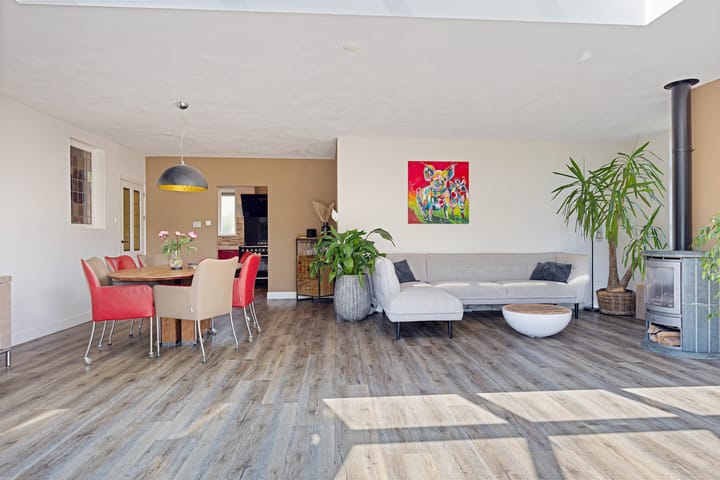 Photo 10 of Achterstraat 8-A