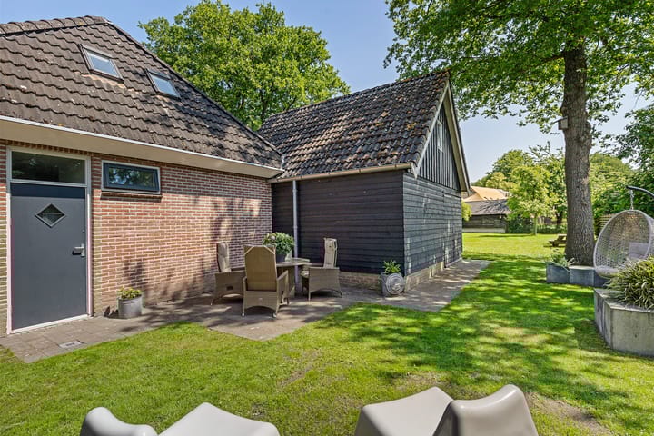 Photo 41 of Achterstraat 8-A