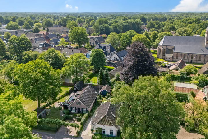 Photo 45 of Achterstraat 8-A