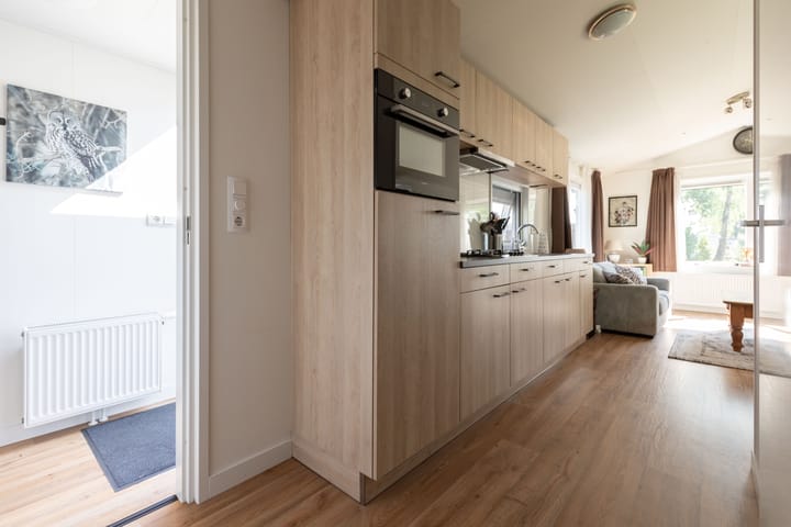 Foto 10 van Barneveldsestraat 49-B177