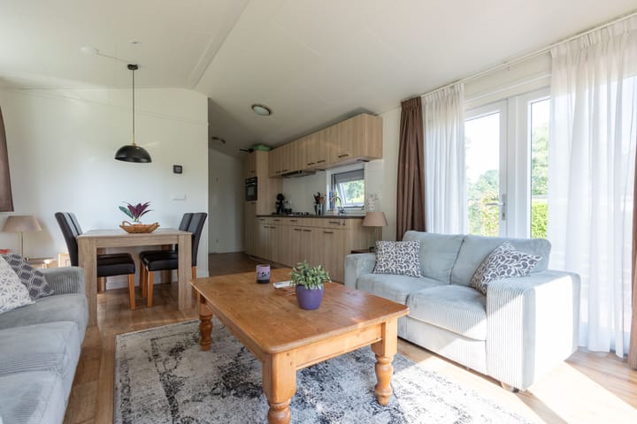 Foto 15 van Barneveldsestraat 49-B177