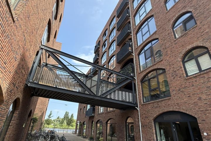 Photo 1 of Pantograafstraat 32