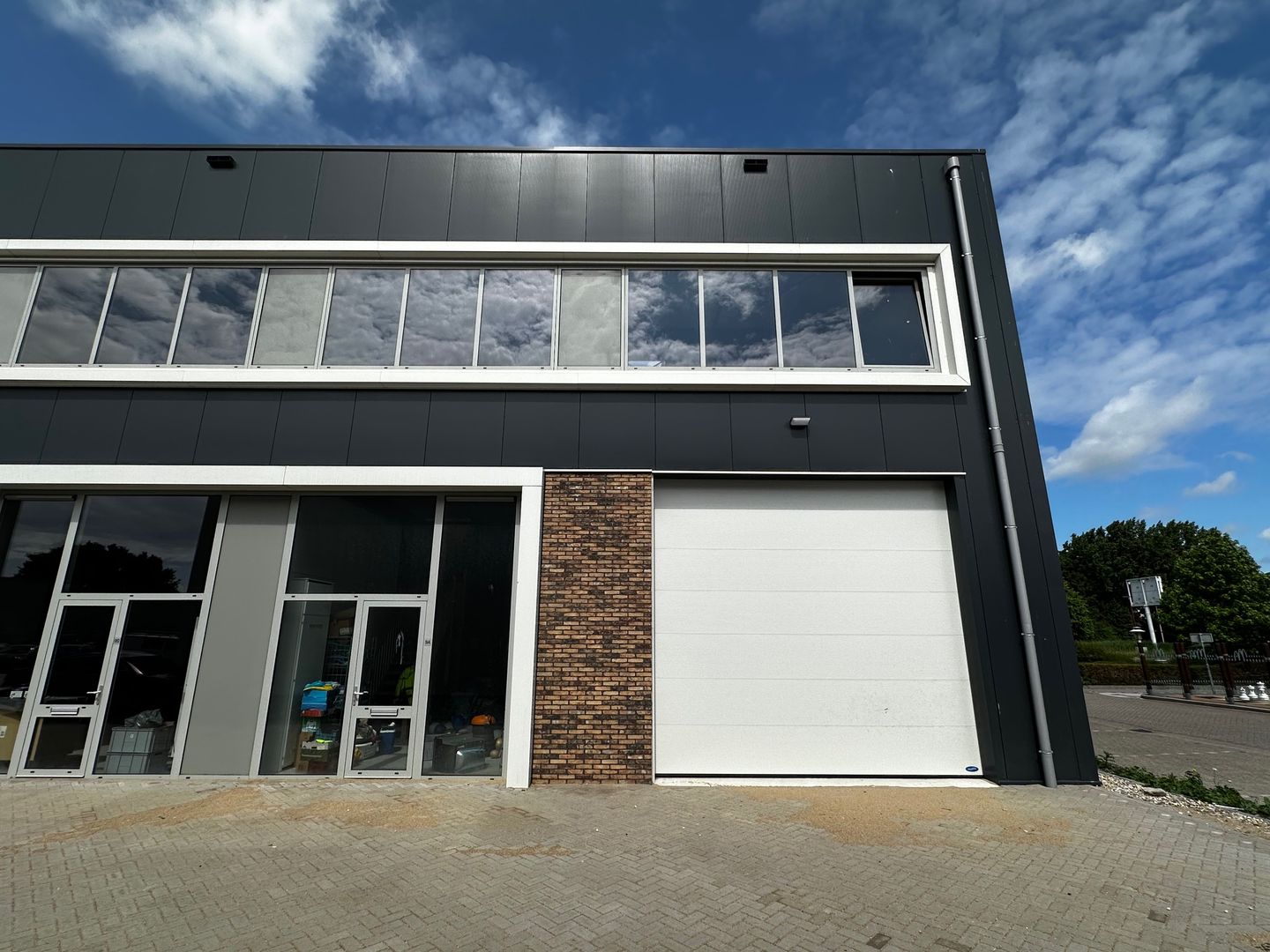 View photo 2 of Kelvinstraat 9-A