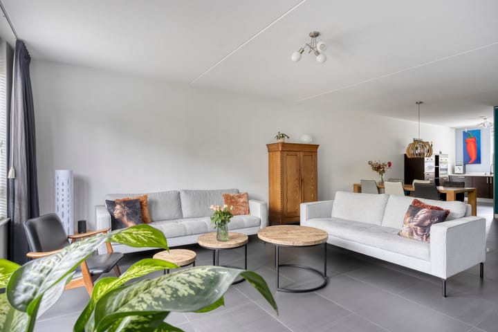 Photo 10 of Libel 22