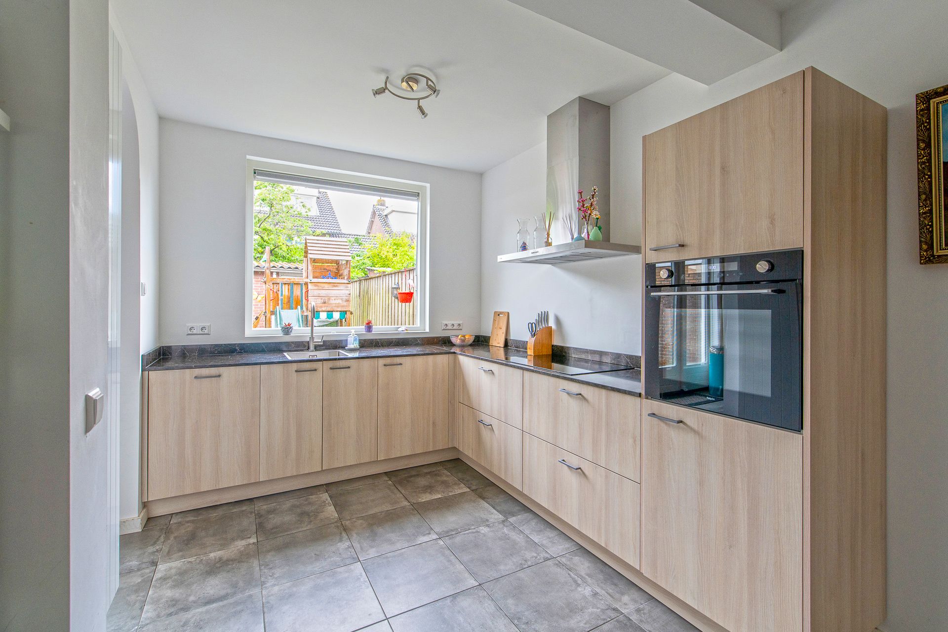 Foto 9 van Gladioluslaan 26