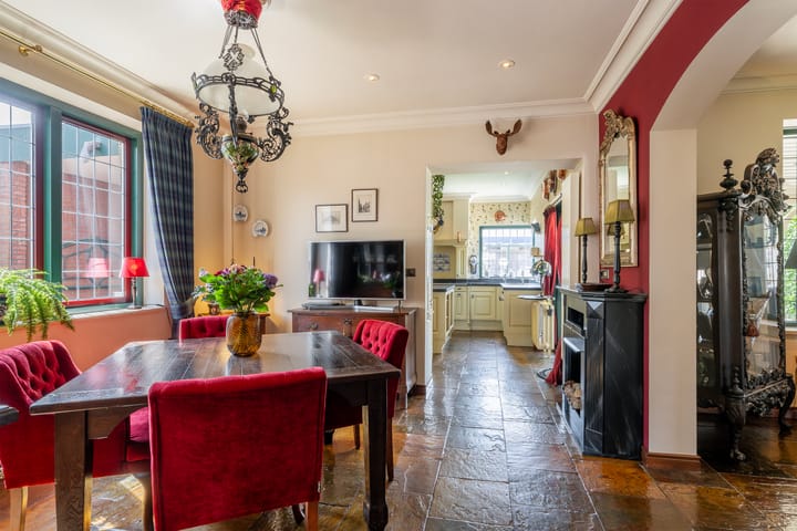 Foto 12 van Emmastraat 91