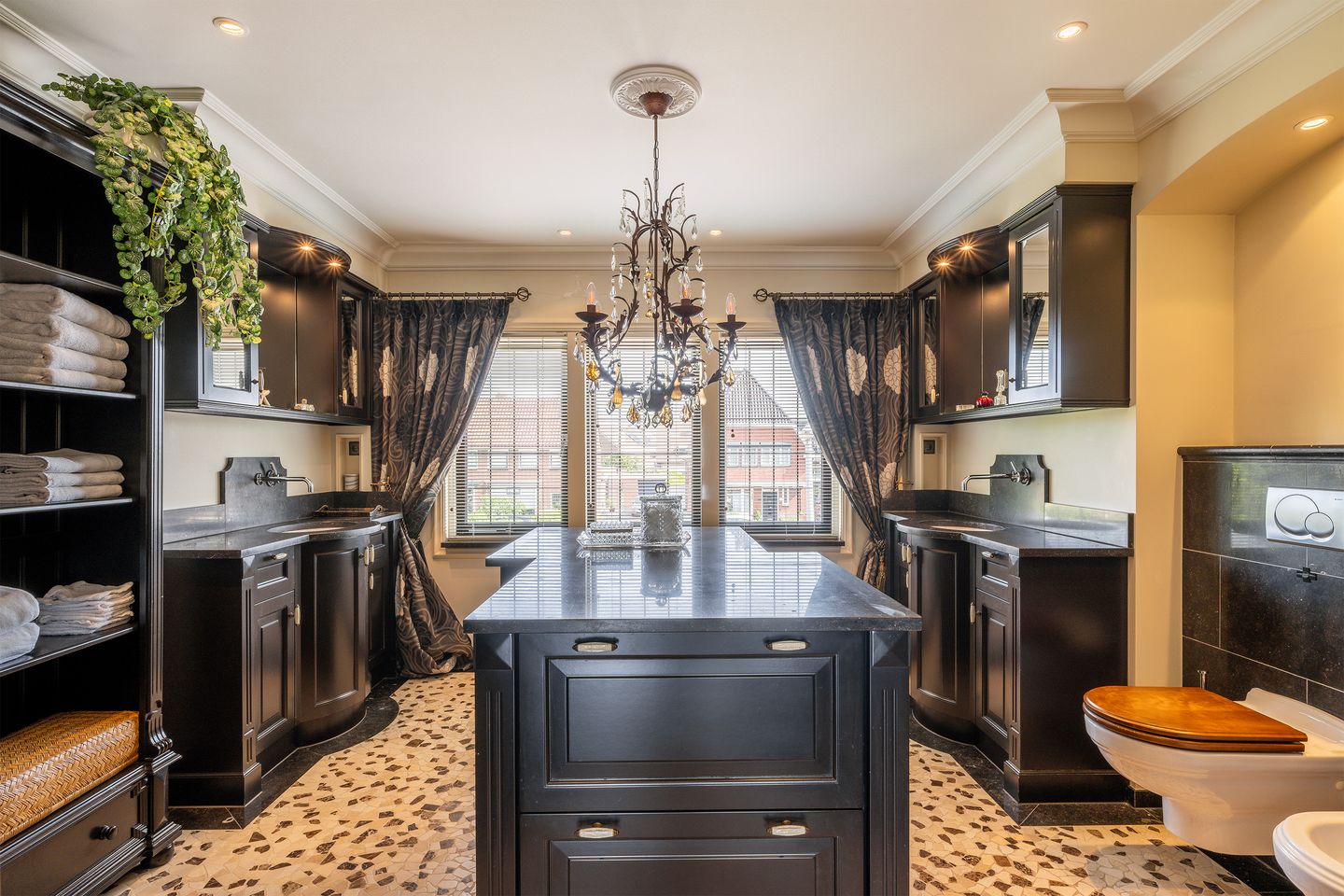 Foto 35 van Emmastraat 91