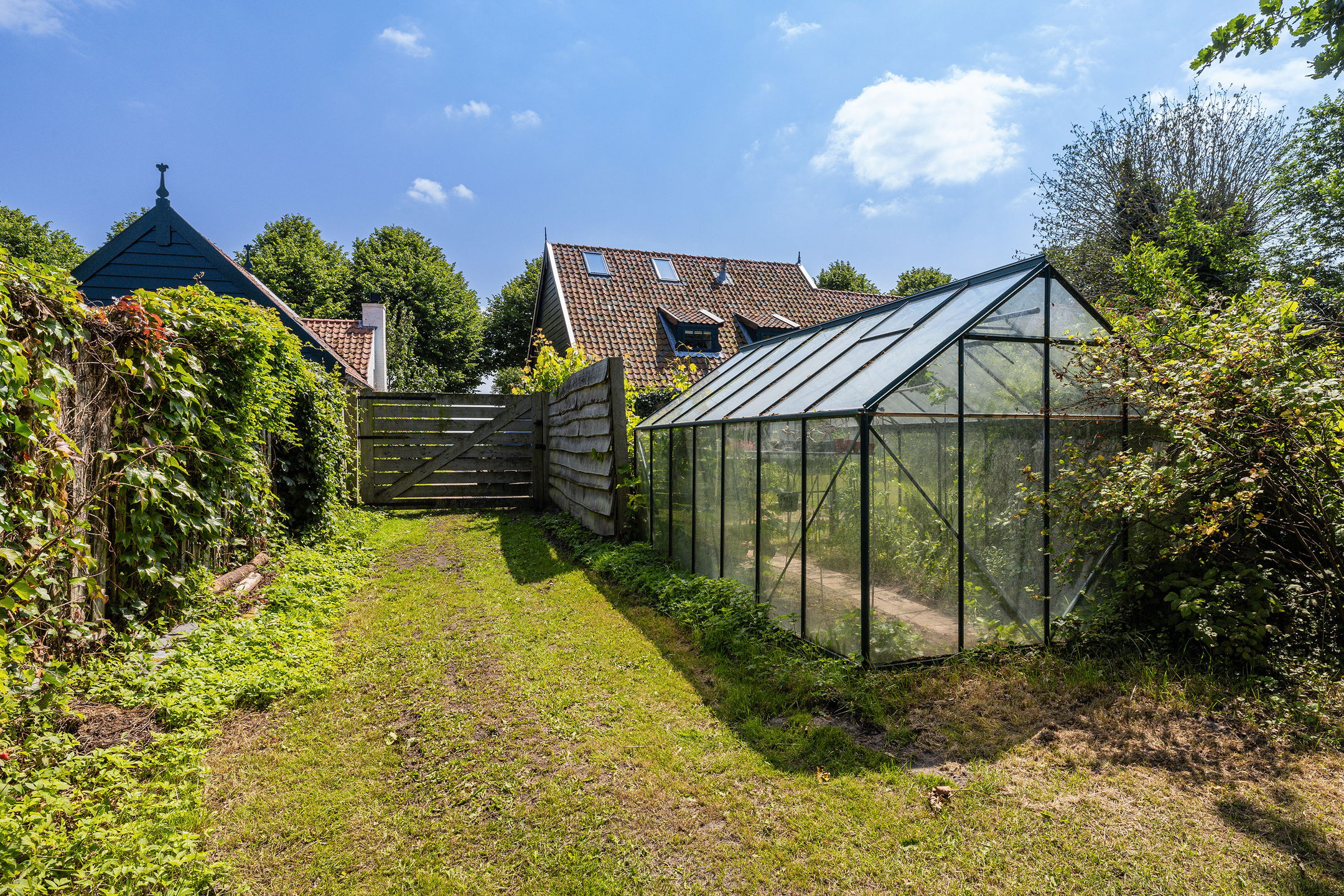 Photo 87 of Oostdijkseweg 43