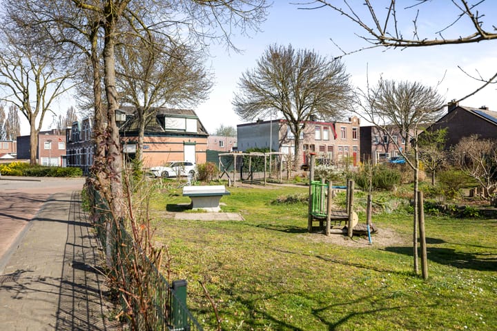 Foto 2 van Molenbelt 8