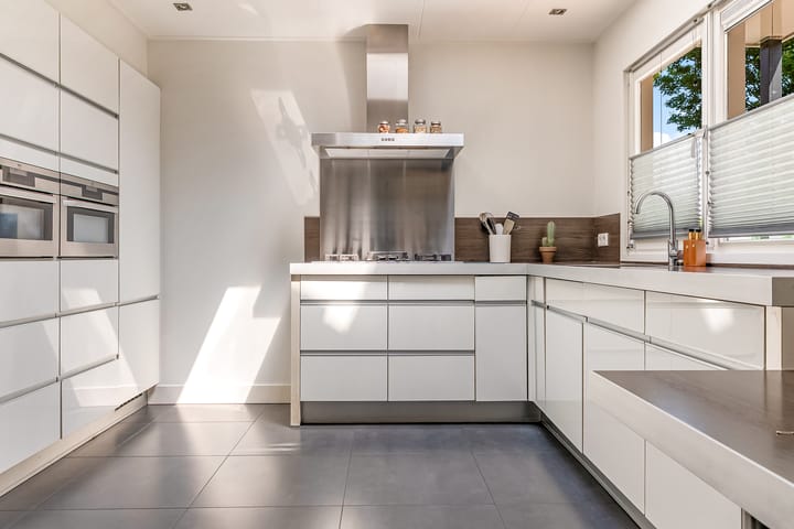 Foto 16 van Lelyweg 98