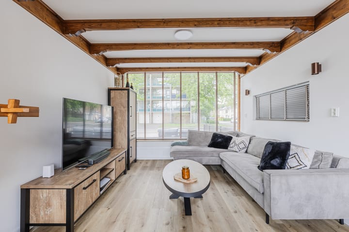 Photo 2 of Rijnstraat 8