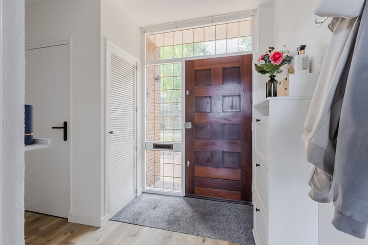 Photo 6 of Rijnstraat 8