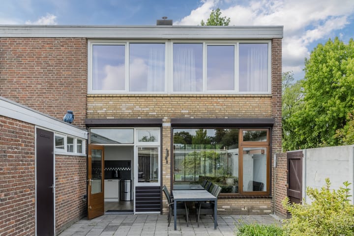 Photo 24 of Rijnstraat 8