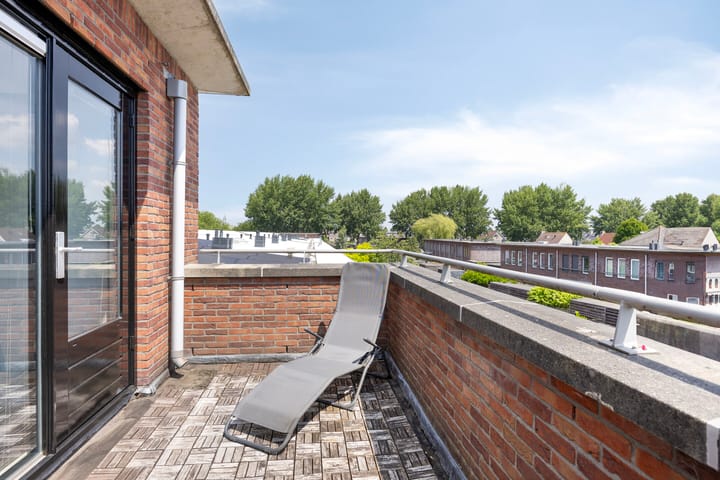 Foto 27 van Koperslagerstraat 59