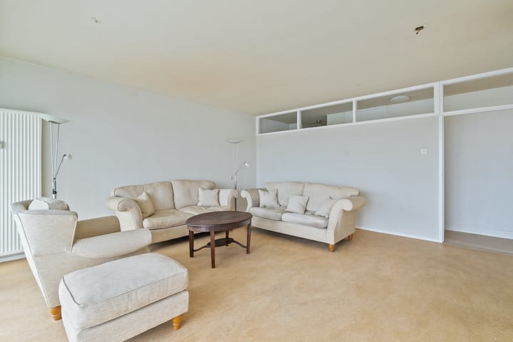 Foto 18 van Jekerstraat 156