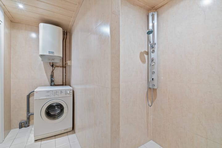 Foto 37 van Jekerstraat 156