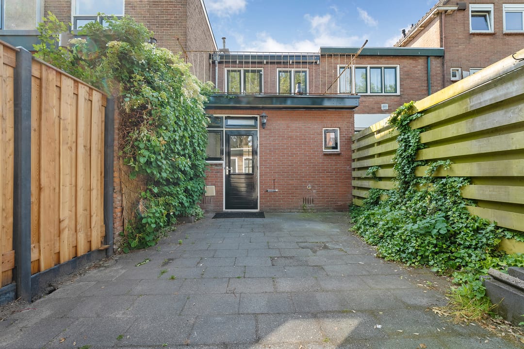 Foto 17 van Thomas a Kempisstraat 145