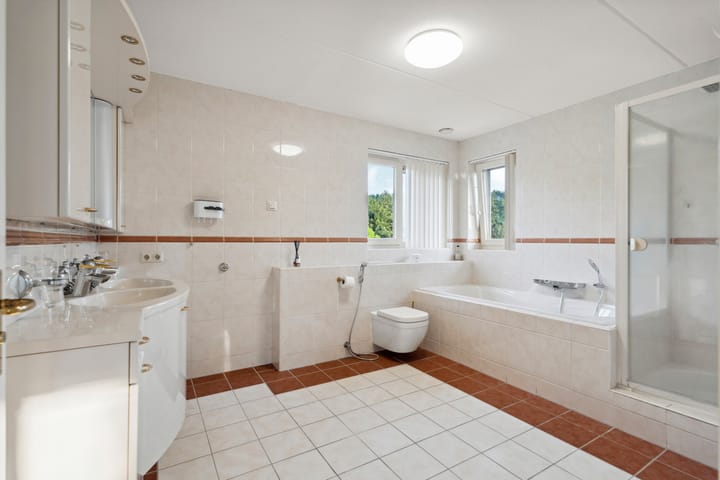 Photo 48 of Kiekendieflaan 3