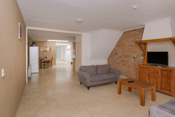 Foto 6 van Ambtstraat 81