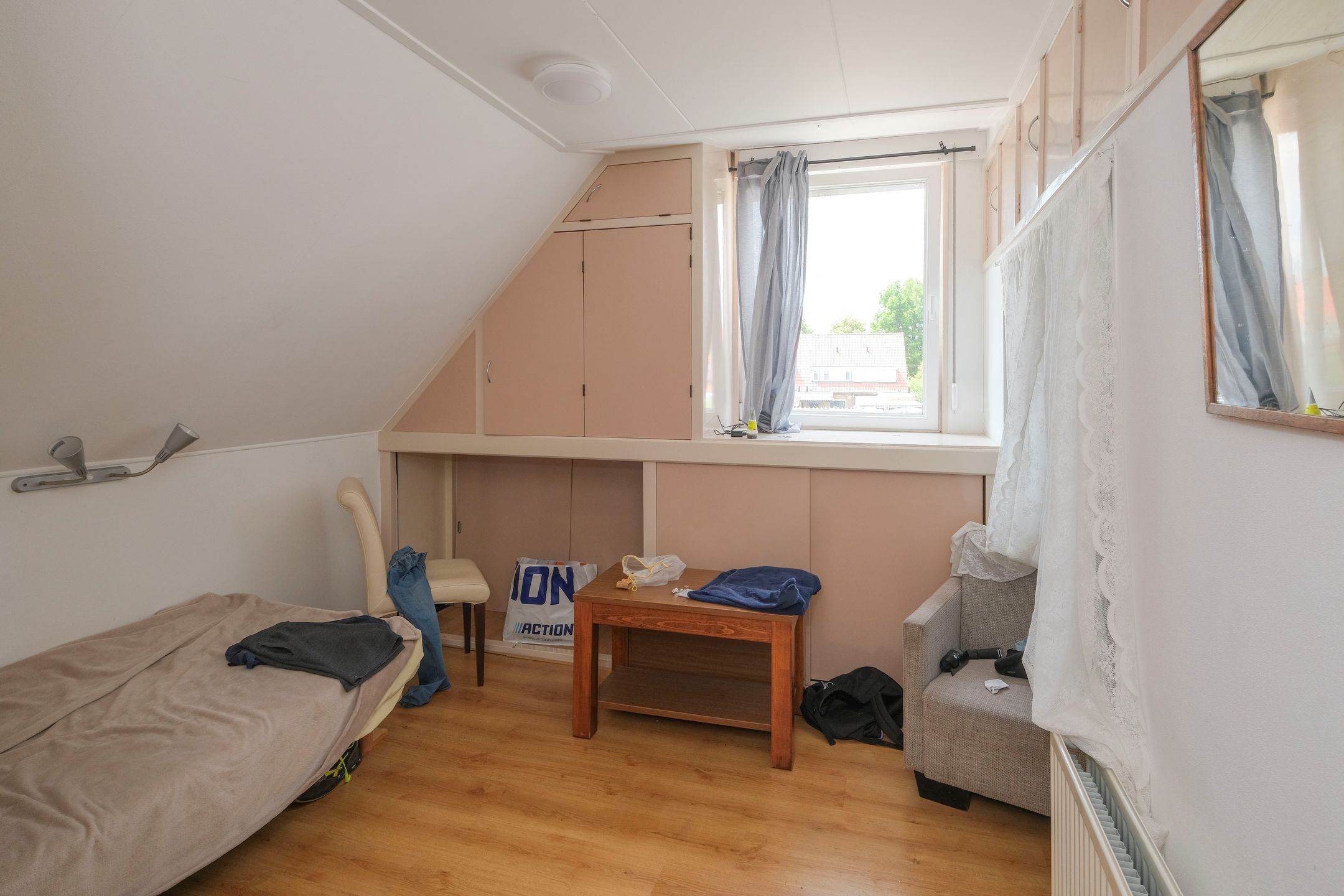 Photo 12 of Ambtstraat 81