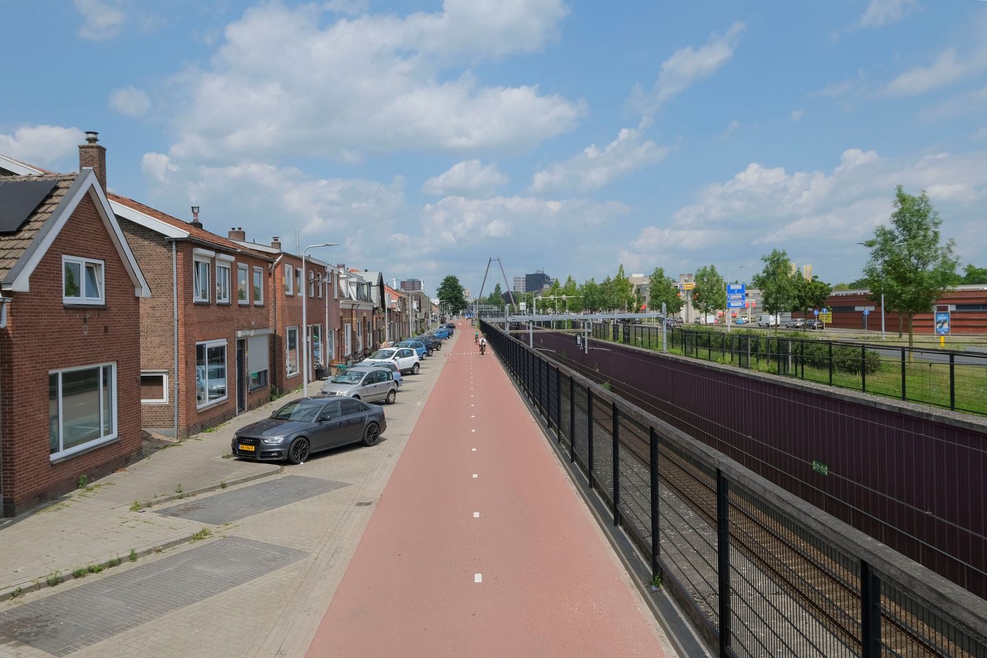 Photo 19 of Ambtstraat 81