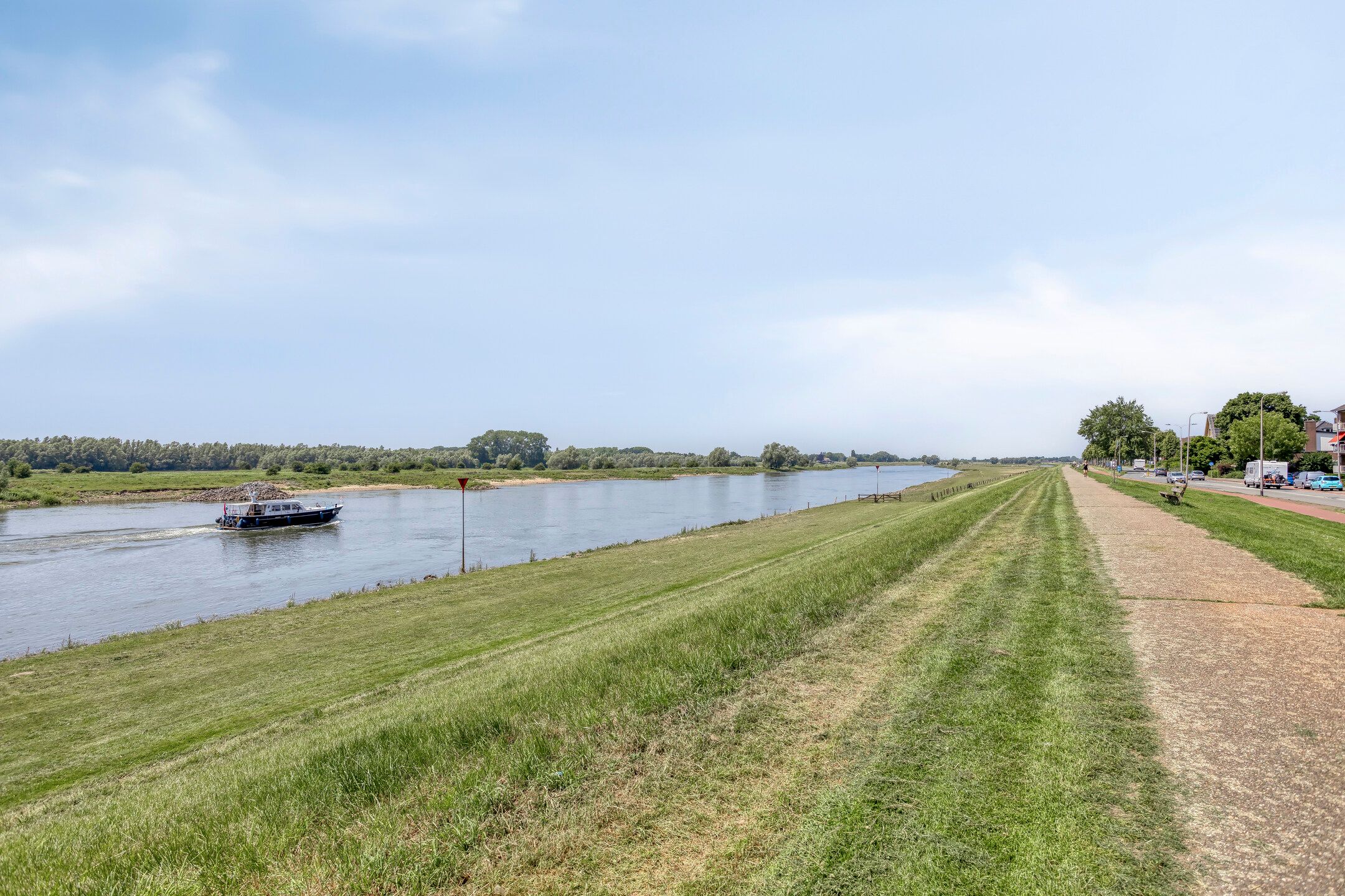 Foto 36 van Perzikstraat 3