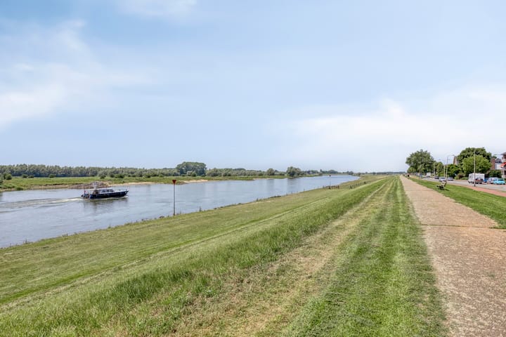 Foto 36 van Perzikstraat 3