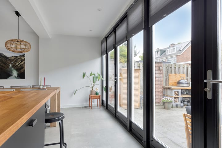 Photo 28 of Fresiastraat 8