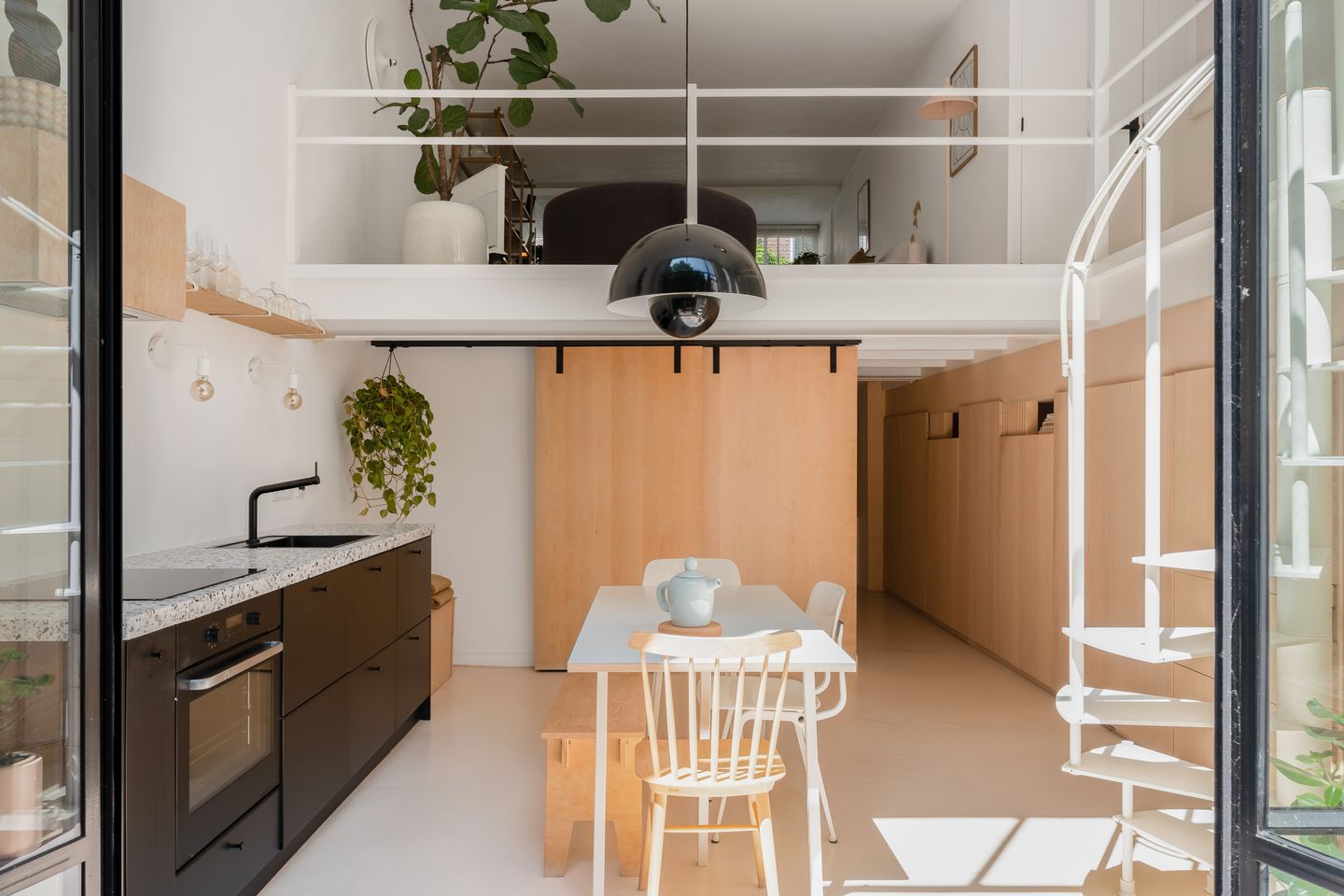 Foto 34 van Volmarijnstraat 124-B