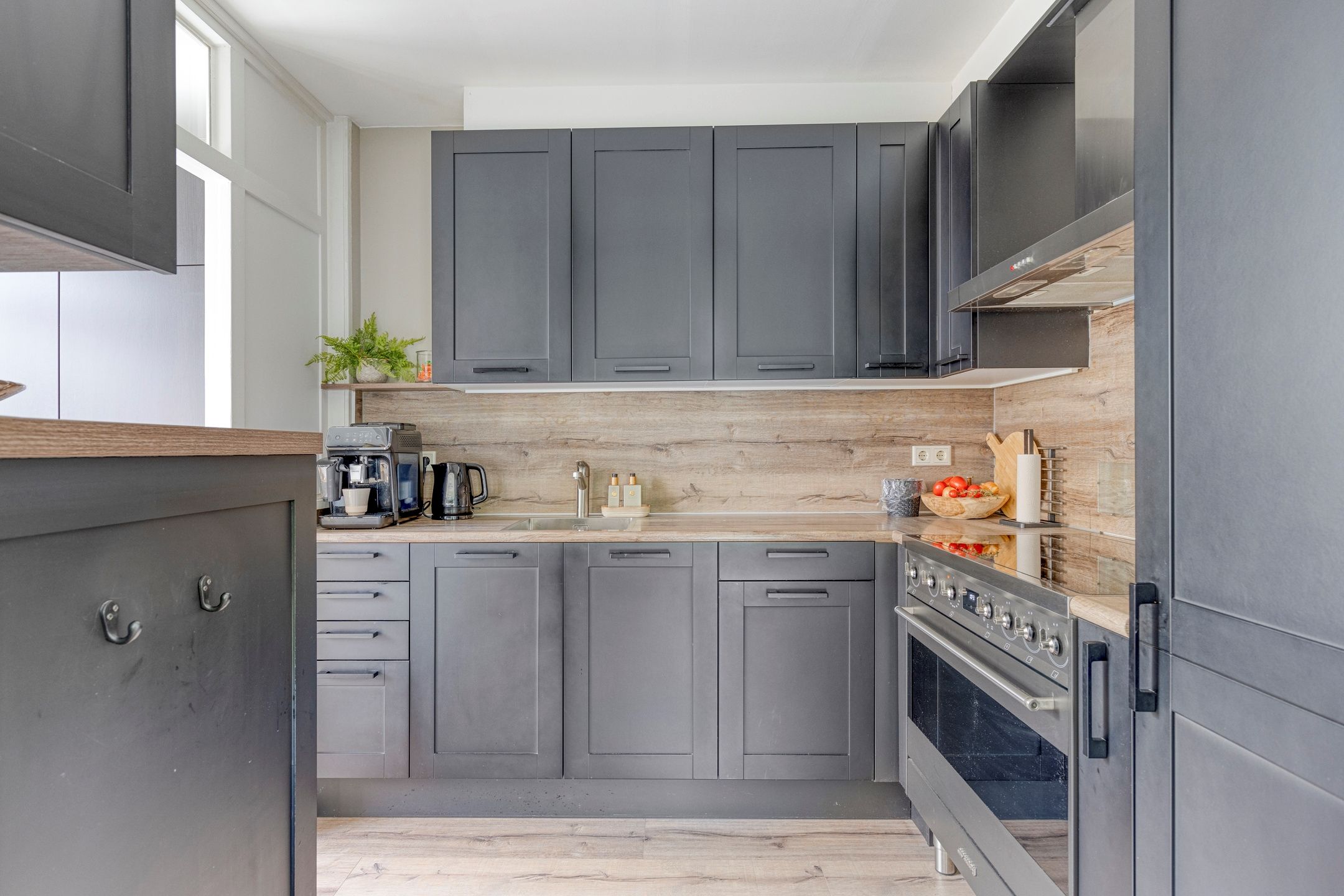 Photo 3 of Jacob Catslaan 28