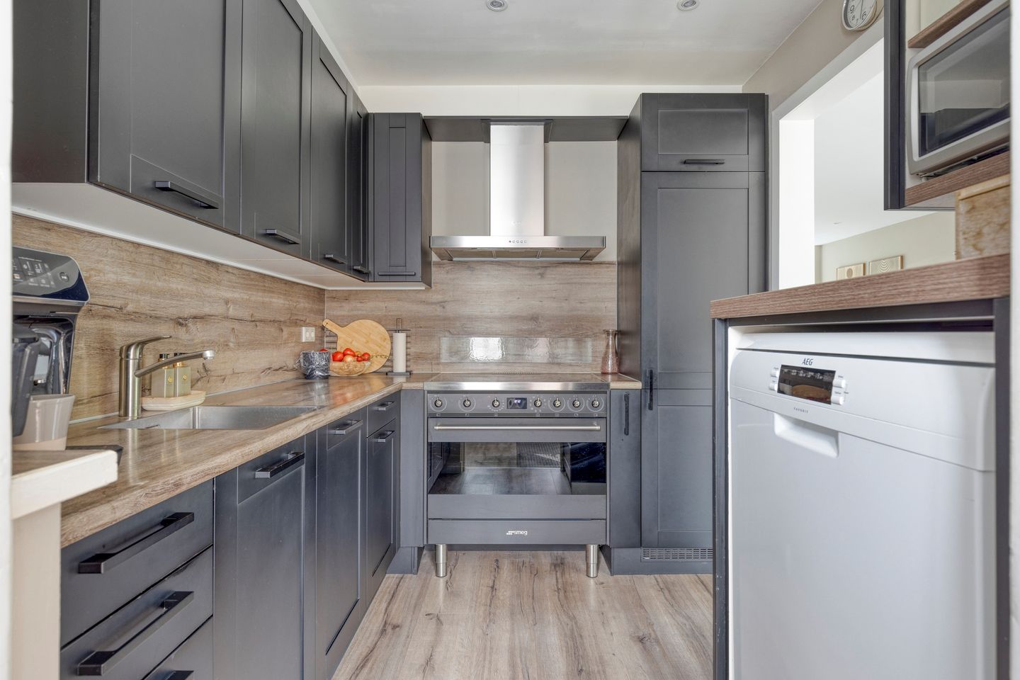 Photo 10 of Jacob Catslaan 28