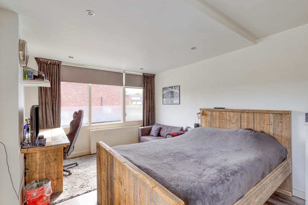 Photo 16 of Jacob Catslaan 28