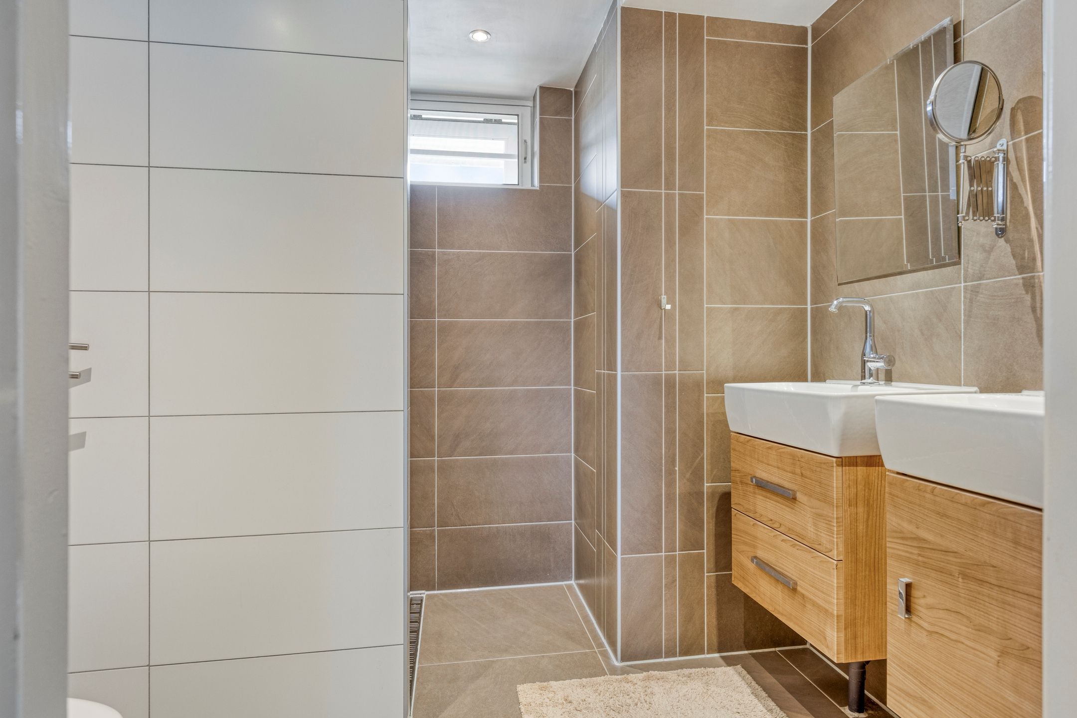 Photo 18 of Jacob Catslaan 28