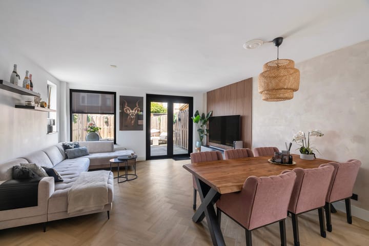 Foto 5 van Claude Debussystraat 76