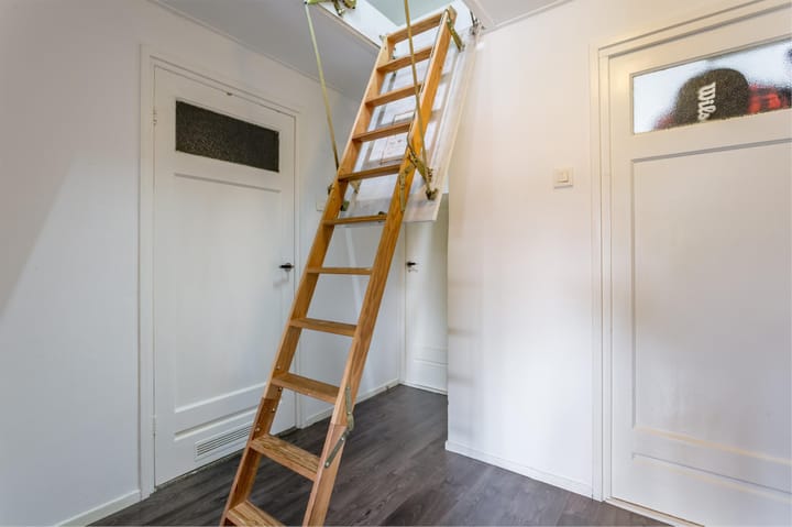 Photo 18 of Berlagelaan 88