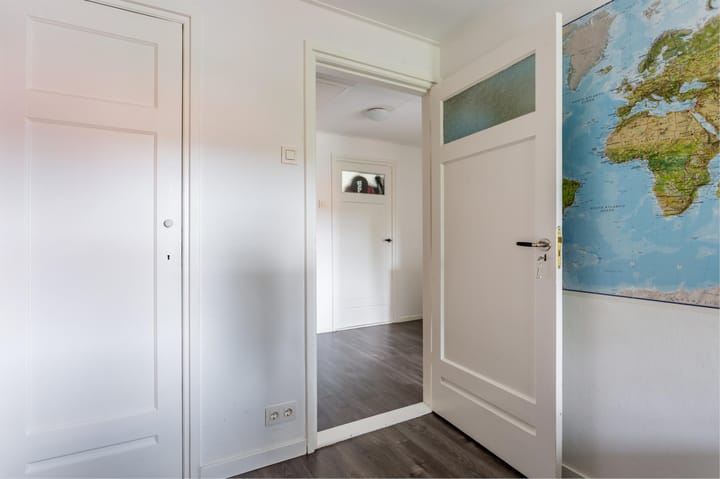 Photo 27 of Berlagelaan 88